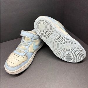 Nike Kids Sneakers in Blue and Cream